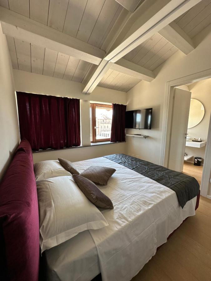 C House Bed & Breakfast *