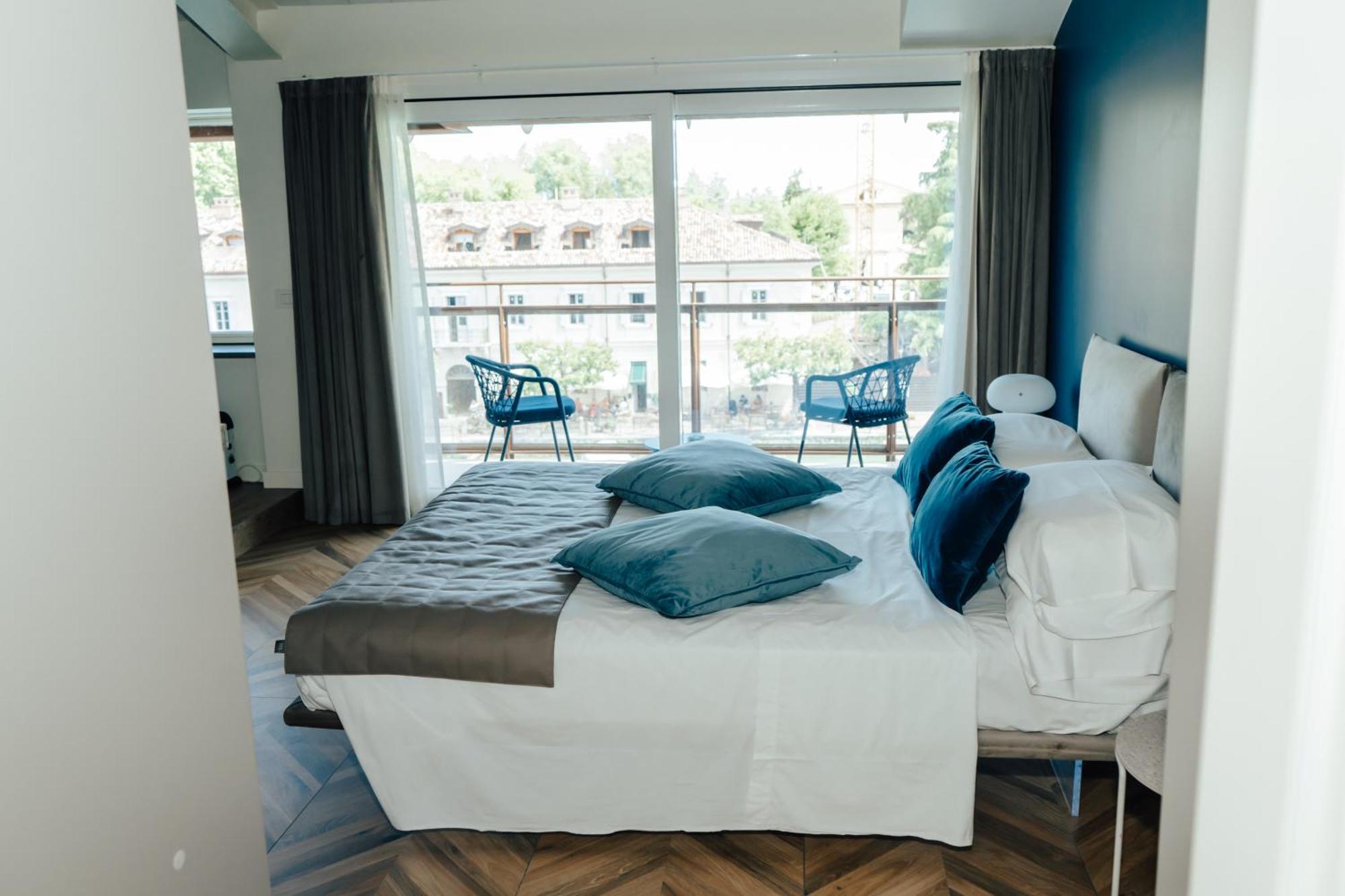 C House Bed & Breakfast *