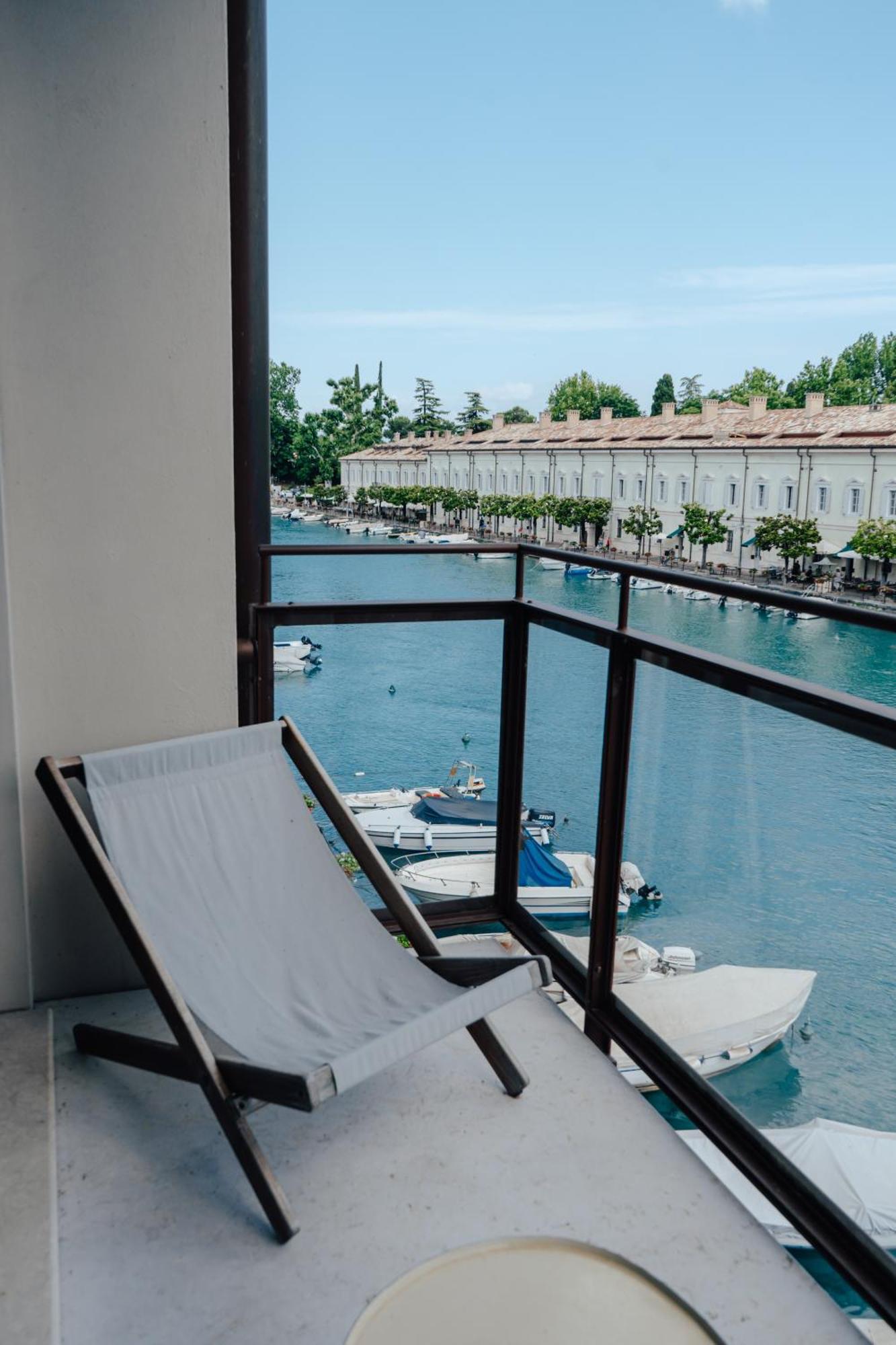 C House Peschiera del Garda