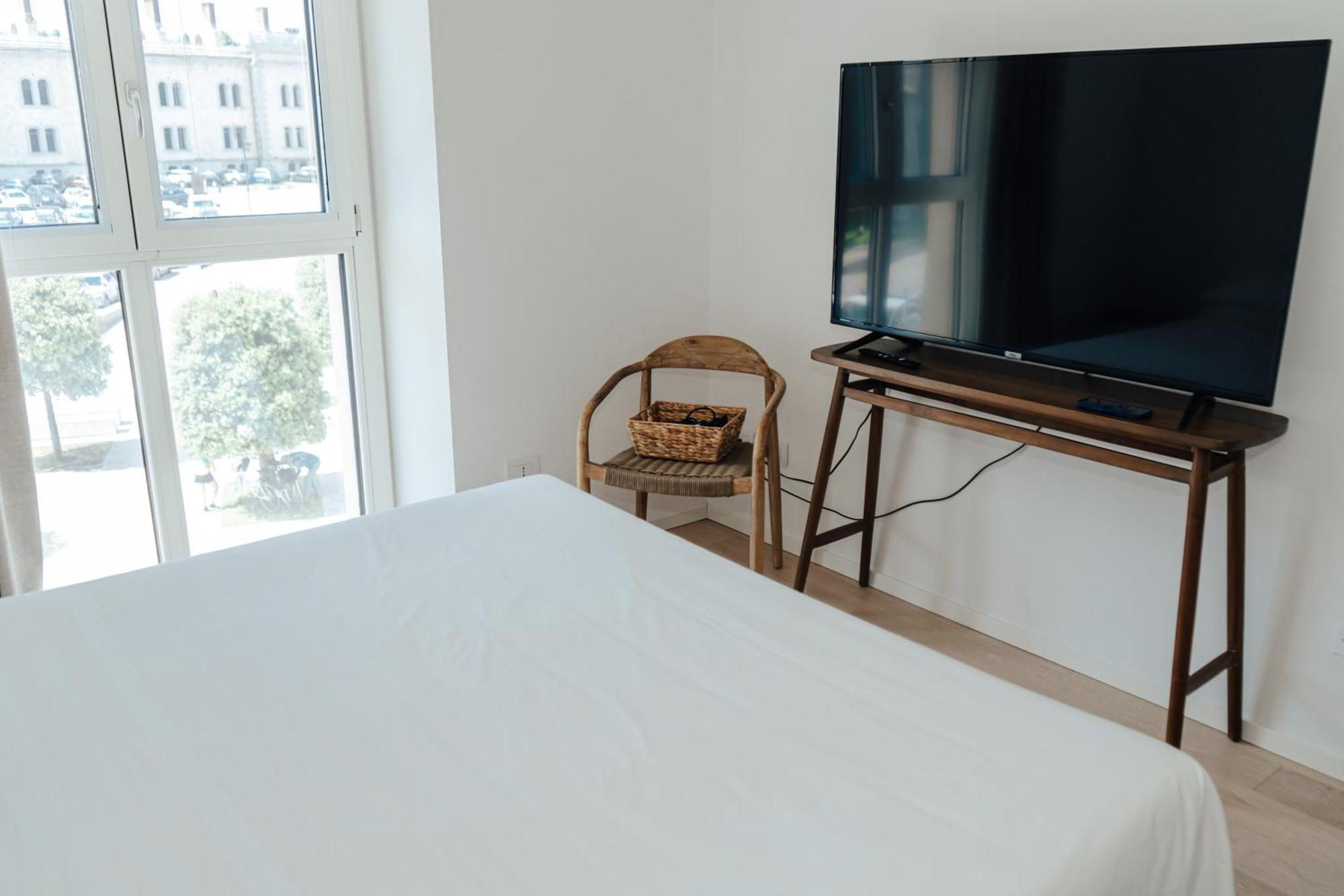 C House Bed & Breakfast *