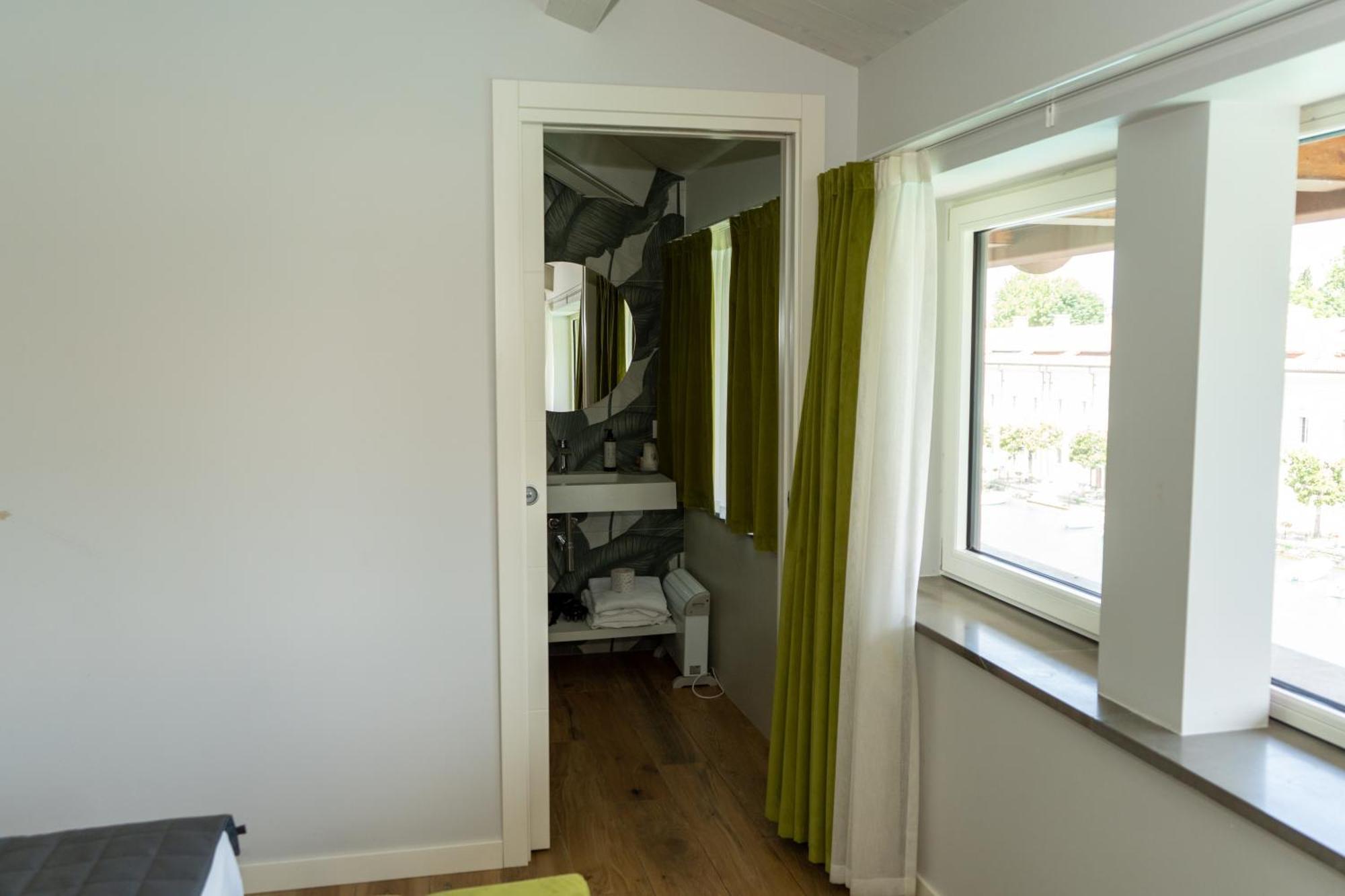 C House Bed & Breakfast